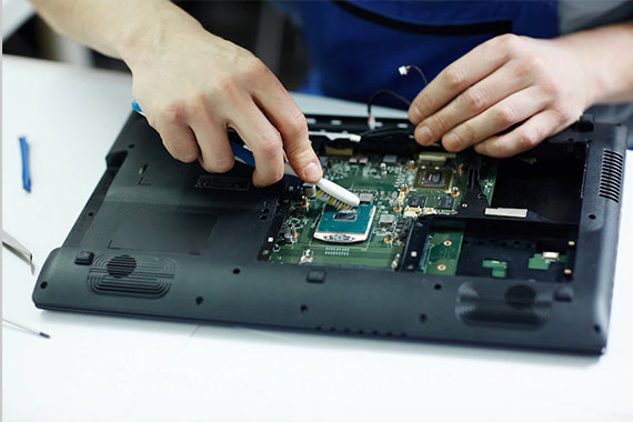 How to Clean a Laptop Screen Properly