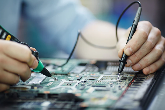 How to Clean a Laptop Screen Properly